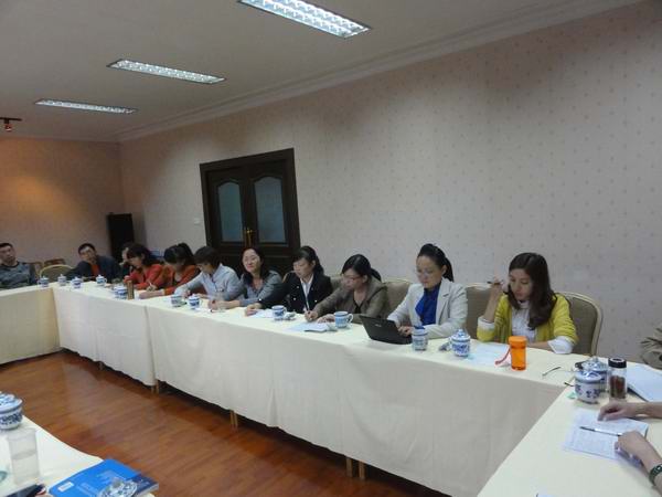 张建容老师应邀参加财经商贸类教学指导委员会2012年年会.jpg