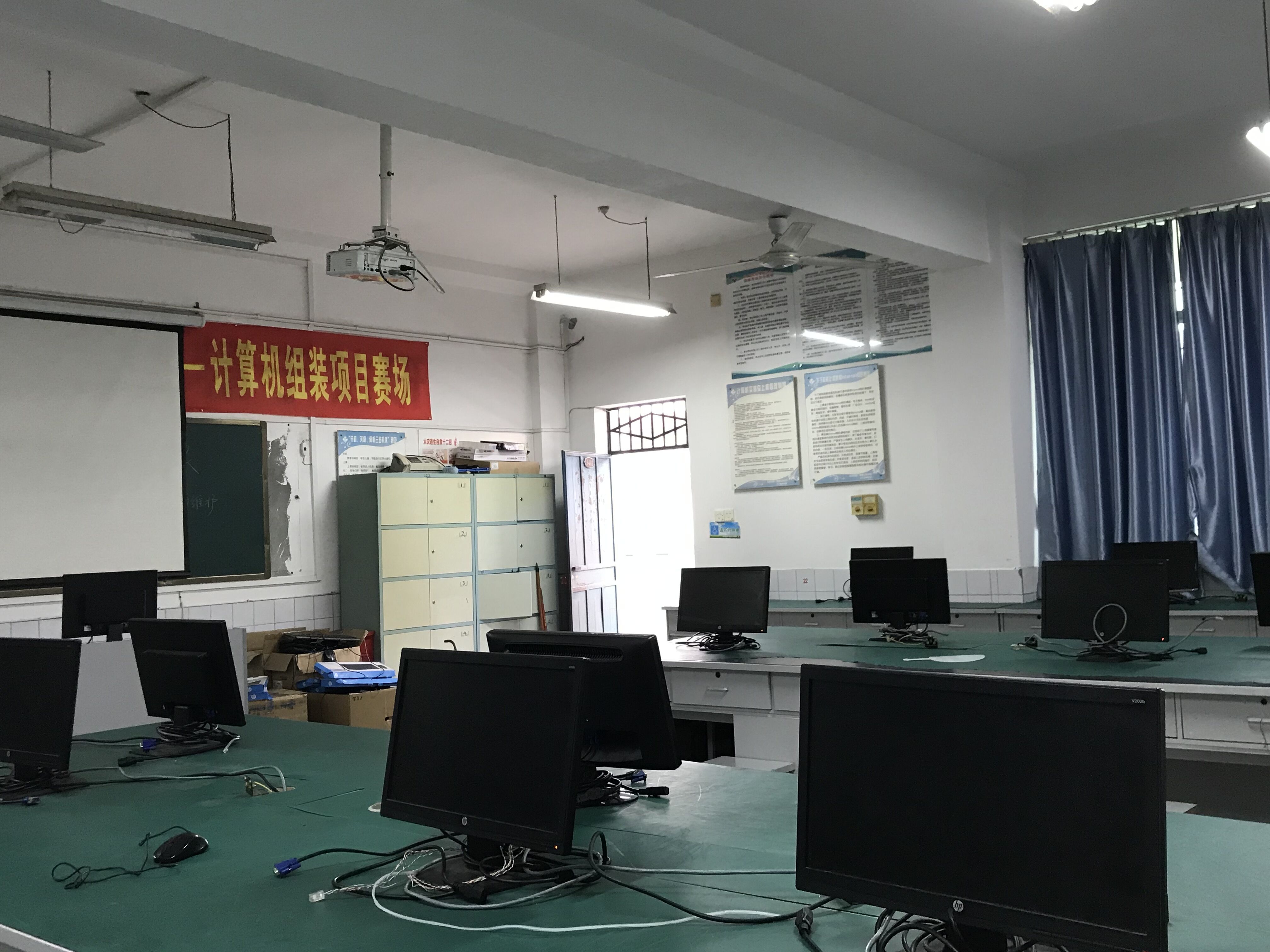 硬件1.jpg